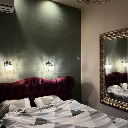Urban Lux Loft Apartment *